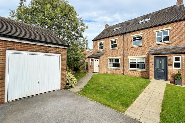 4 bedroom semi-detached house for sale