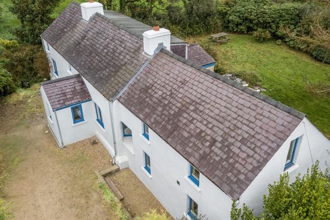 4 bedroom cottage for sale