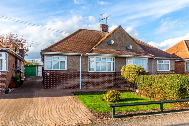 Upper Park Avenue, Rushden NN10 2 bed semi