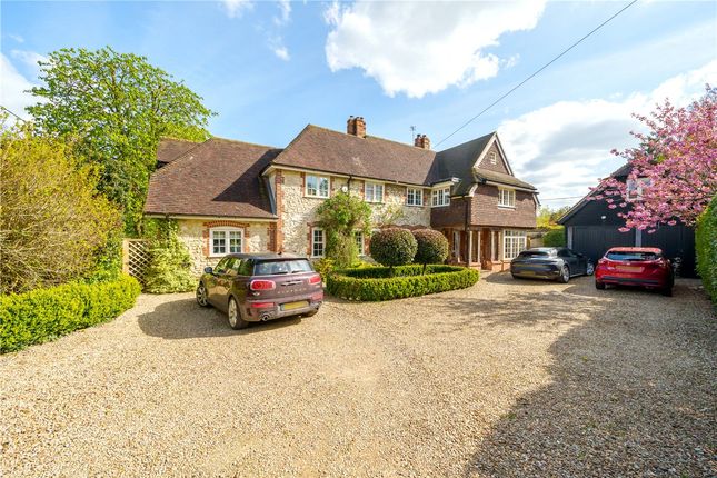 5 bed detached house