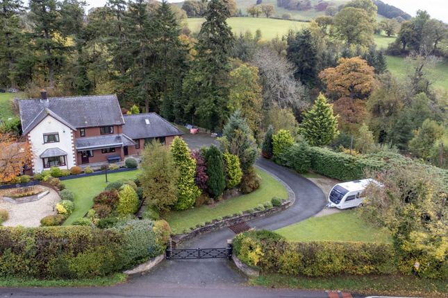 Fforrd Y Cain, Llanfyllin 5 bed detached house for sale