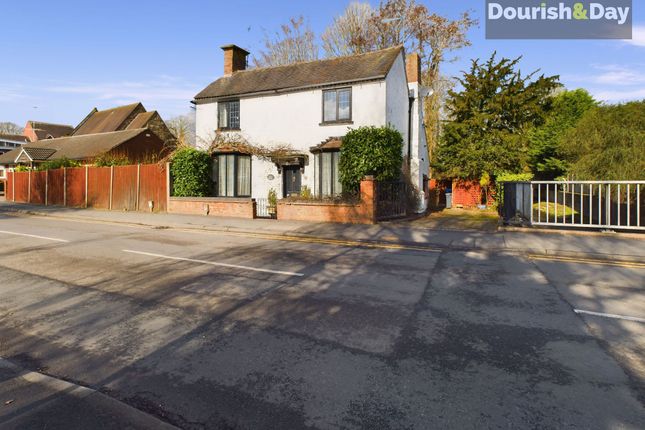 New Road, Stafford ST19 4 bed detached house for sale