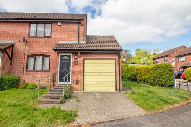 The Yews, Horndean, PO8 0BH 2 bed terraced house for sale