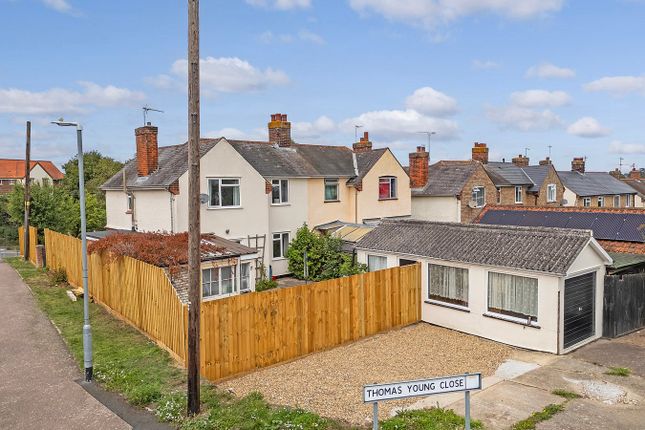 Poplar Hill, Stowmarket, IP14 3 bed semi