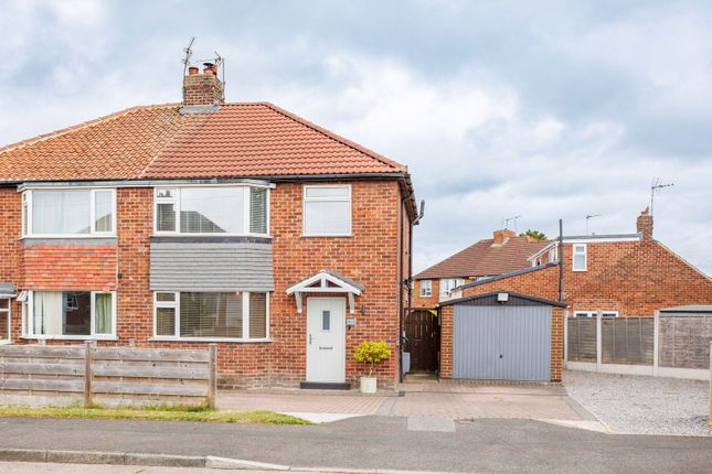 3 bedroom semi-detached house for sale