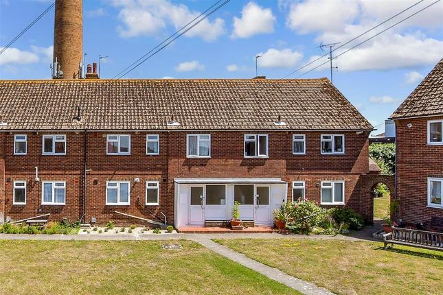 Perkins Avenue, Margate, Kent 1 bed ground floor flat for sale
