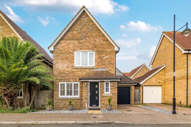 3 bed detached house