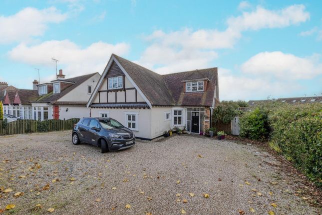 5 bed detached house
