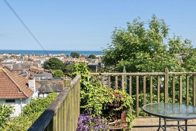 3 bed semi-detached house