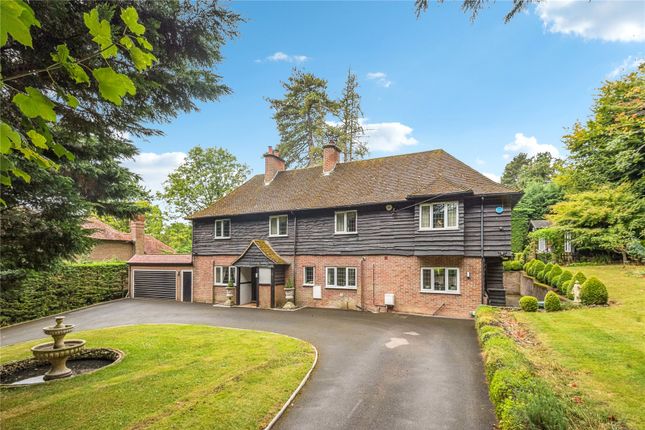 6 bedroom detached house for sale