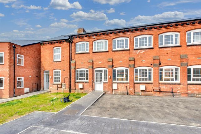 Bolsover Street, Hucknall 2 bed terraced house for sale