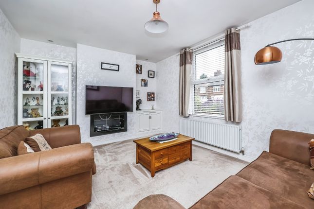 3 bed semi-detached house