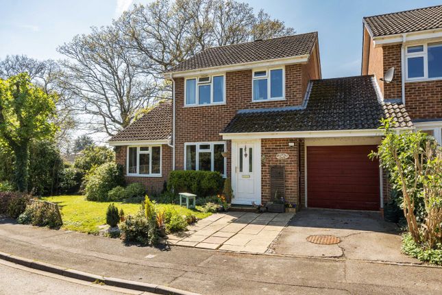 Stanford Rise, Sway, Lymington, SO41 4 bed link detached house for sale