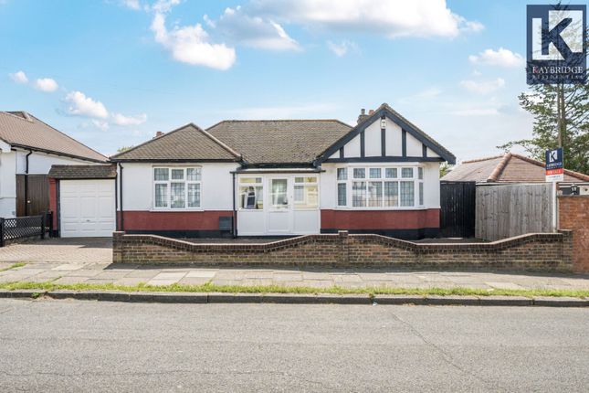 Mavis Avenue, Epsom, KT19 3 bed detached bungalow for sale