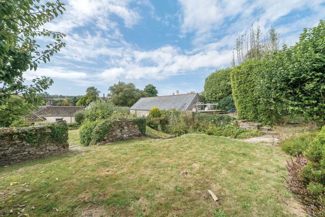 8 bedroom terraced house for sale
