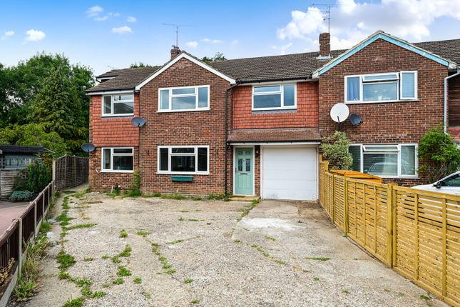 Winchester Way, Camberley GU17 5 bed end of terrace house for sale