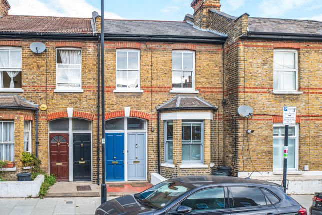 Robertson Street, London, SW8 1 bed maisonette for sale