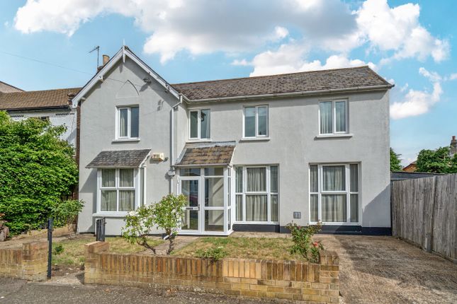 Clarence Crescent, Sidcup DA14 3 bed detached house for sale