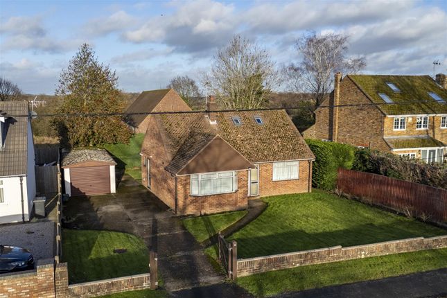 Main Road, Naphill HP14 3 bed detached bungalow for sale