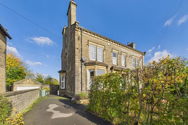 Green Head Lane, Keighley 5 bed semi