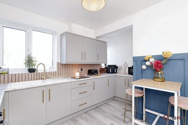 3 bed semi-detached house