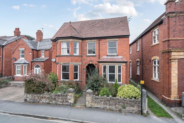 Roft Street, Oswestry, Shropshire, SY11 6 bed detached house for sale