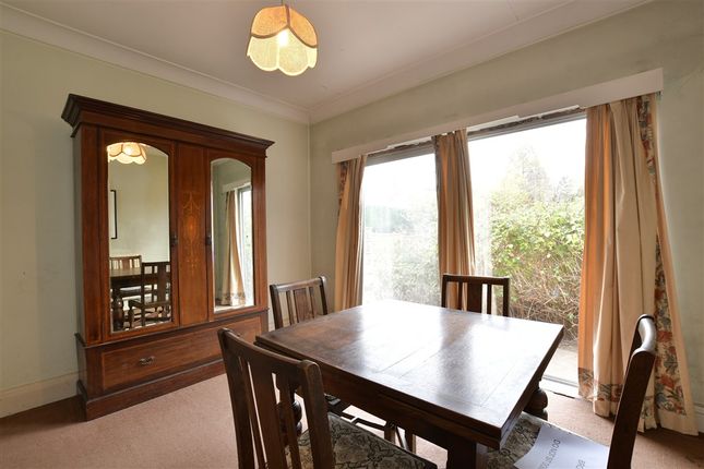 Rockingham Avenue, Hornchurch, Essex 3 bed detached house for sale