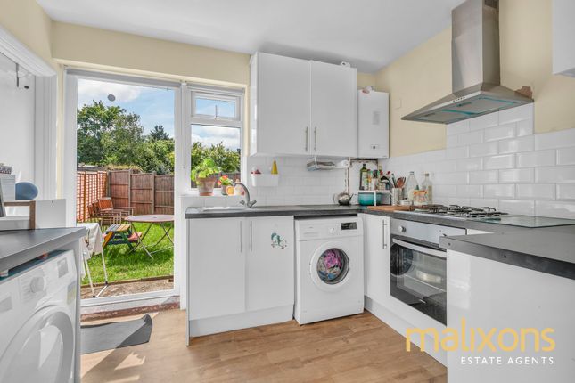 Darley Gardens, Morden SM4 2 bed end of terrace house for sale