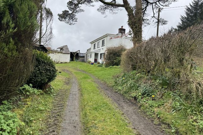 Llanfynydd, Carmarthen 3 bed detached house for sale