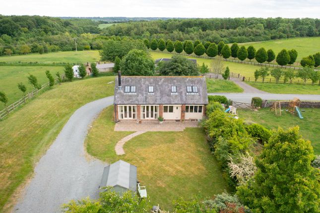Burroughs Road, Leicester LE6 2 bed barn conversion for sale
