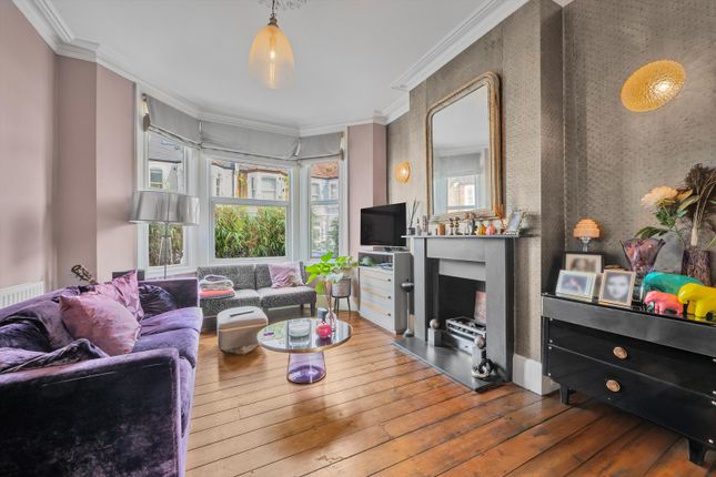 Mortimer Road, London, NW10 4 bed terraced house for sale