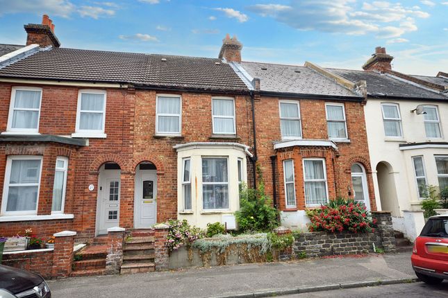 Broomfield Road, Folkestone CT19 3 bed terraced house for sale