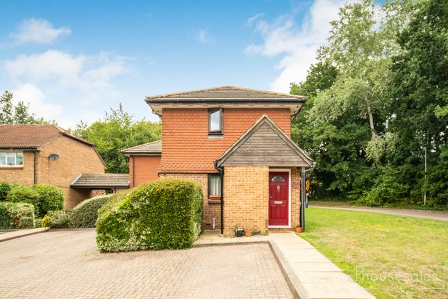 1 bedroom maisonette for sale