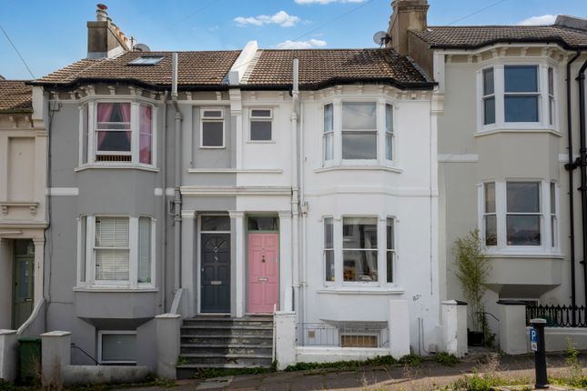 Richmond Road, Brighton, BN2 2 bed maisonette for sale