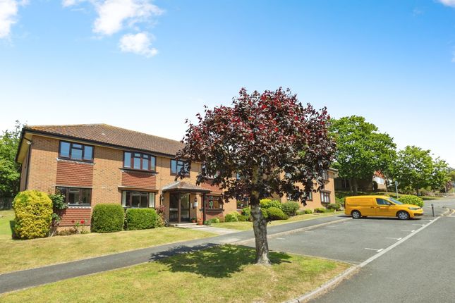 2 bedroom ground floor flat for sale