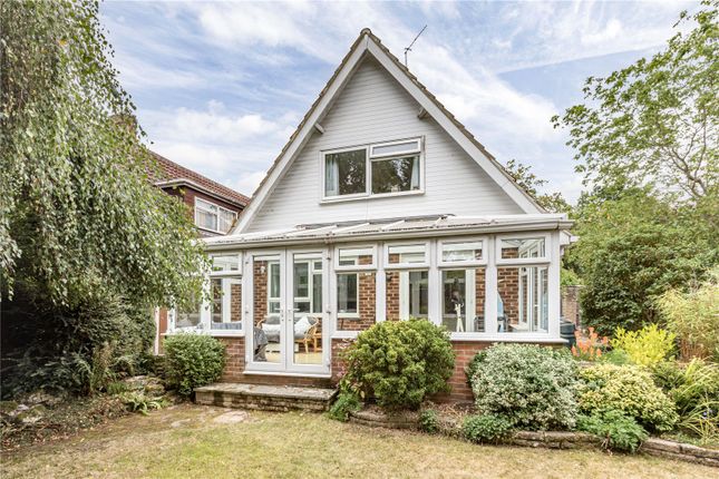 Waverley Drive, Chertsey, Surrey, KT16 4 bed detached house for sale