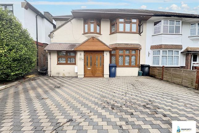 6 bed property
