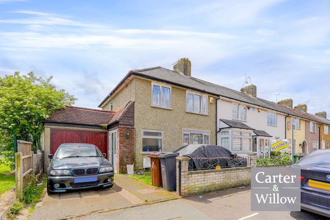 Fitzstephen Road, Essex 3 bed end of terrace house for sale