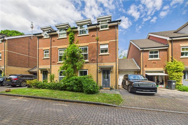 Dene Close, Camberley, Surrey, GU15 4 bed townhouse for sale