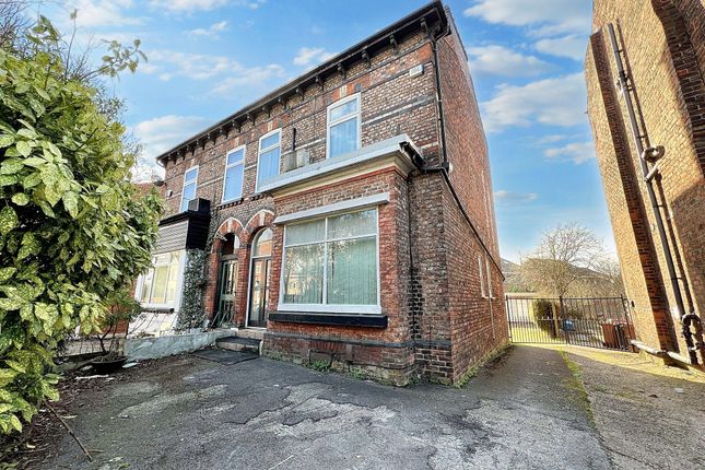 Wellington Road, Eccles, M30 5 bed semi