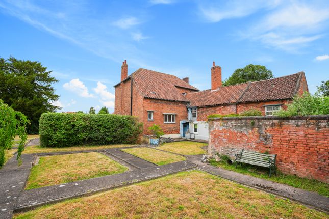 7 bedroom detached house for sale