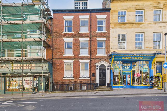 Queen Street, Scarborough 9 bed terraced house for sale