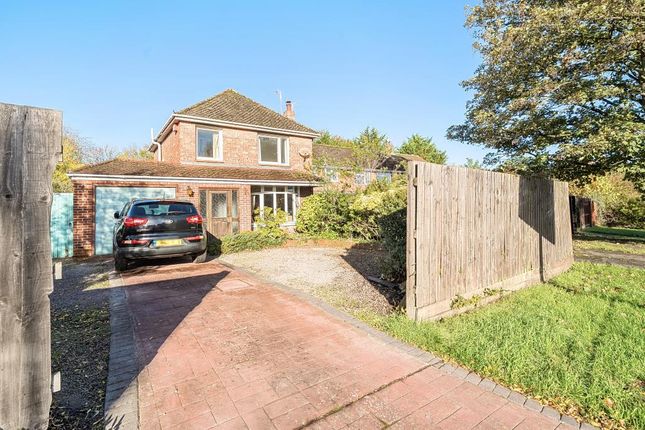 Highworth Road,  Swindon,  SN3 3 bed end of terrace house for sale