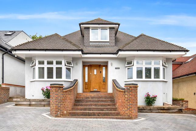 Ferndale Avenue, Chertsey, KT16 6 bed detached house for sale