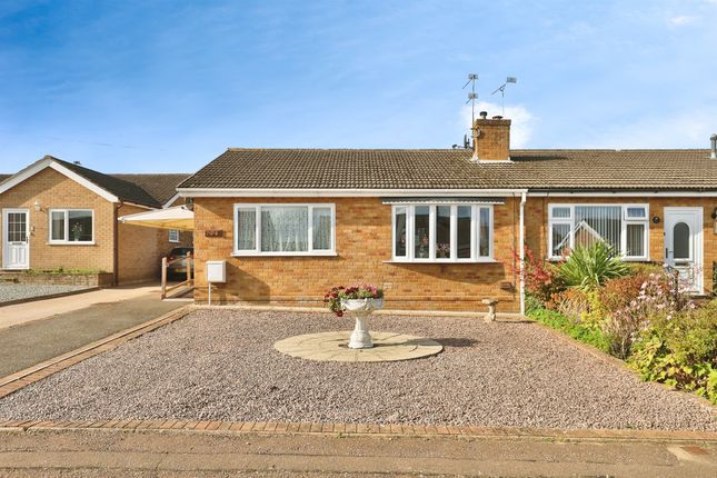 2 bedroom semi-detached bungalow for sale