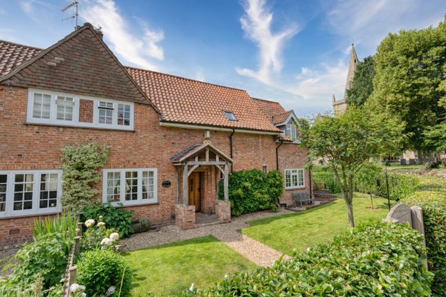 3 bedroom cottage for sale