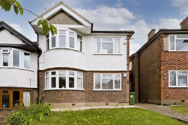 London NW10 2 bed maisonette for sale