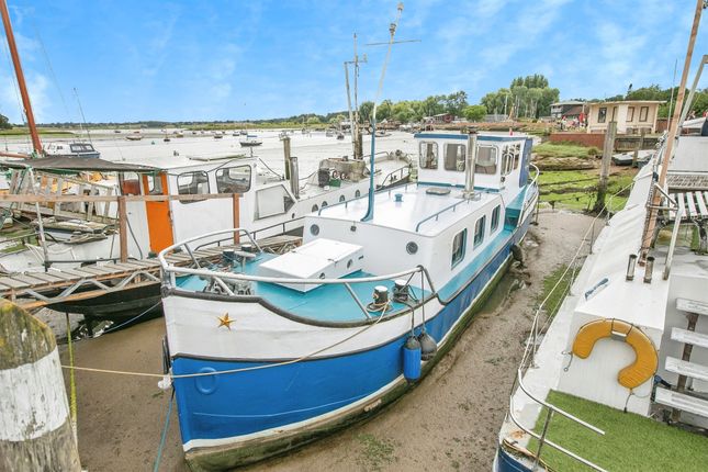1 bedroom house boat for sale