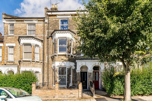 Shenley Road, London, SE5 3 bed flat for sale