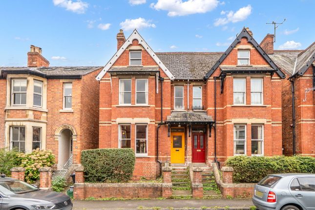 4 bedroom semi-detached house for sale